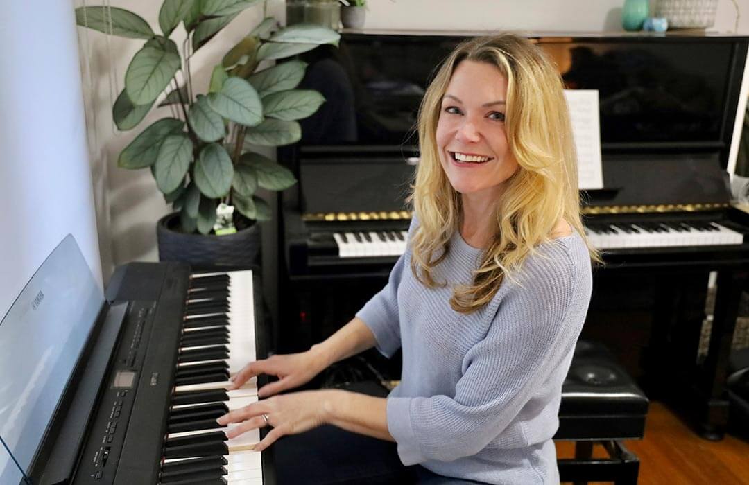 Michelle Orpe, an online piano teacher